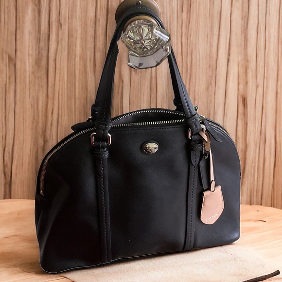 Coach Black Peyton Done Satchel Bag - Picture 1 of 8